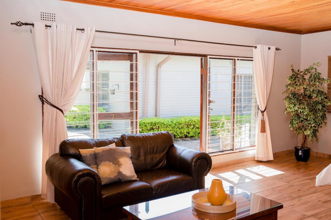 85 Ehmke Guesthouse Νέλσπρουιτ Εξωτερικό φωτογραφία